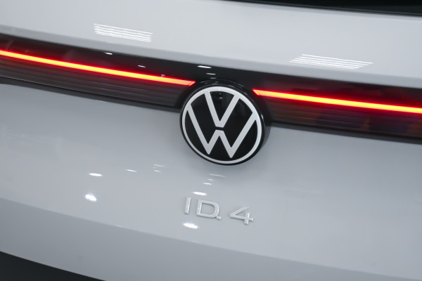 2024 MY25 Volkswagen ID. 4 E2 Pro SUV Image 24