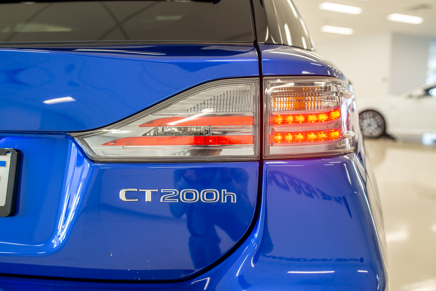 2016 Lexus Ct Hatch Image 15