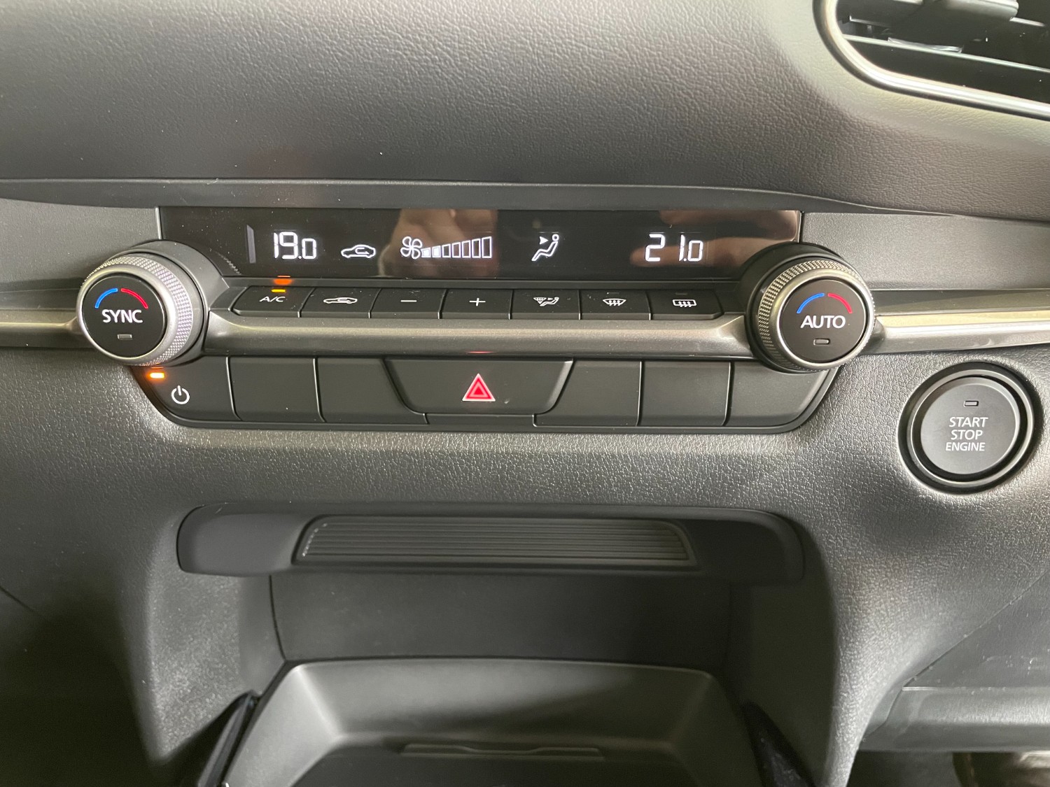 2025 MY24 Mazda CX-30 DM2W7A G20 Evolve SUV Image 16