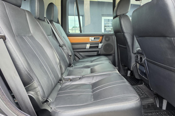 2013 Land Rover Discovery Sport Series 4 HSE SUV Image 17