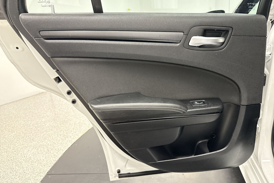 2020 Chrysler 300 LX SRT Core Sedan Image 15