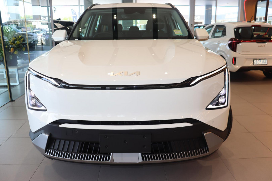 2026 Kia EV5 OVc Air Long Range SUV Image 6