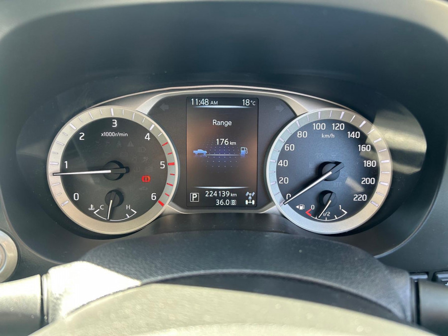 2019 Nissan Navara D23 Series 3 ST-X King Cab Pickup Image 24