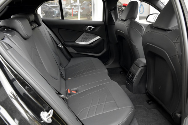 2025 BMW 1 Series F70 118 M Sport Hatch image 5