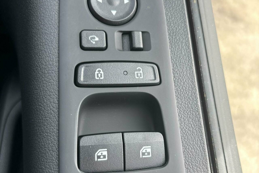 2024 MY25 Hyundai Staria Load US4.V3  Van Image 15