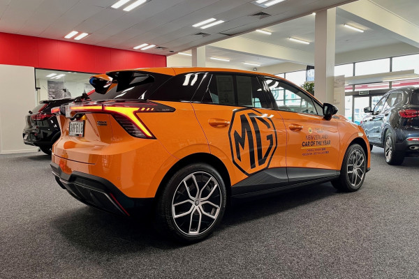 2023 MG MG4 Essence Long range (530km) Hatch