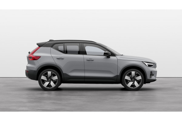 2025 Volvo EX40 No Series Ultra Single Motor Extended Range SUV Image 5