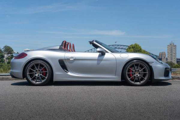 2016 Porsche Boxster Spyder Convertible Image 5