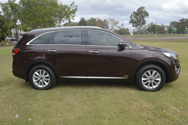 Kia Sorento Si UM
