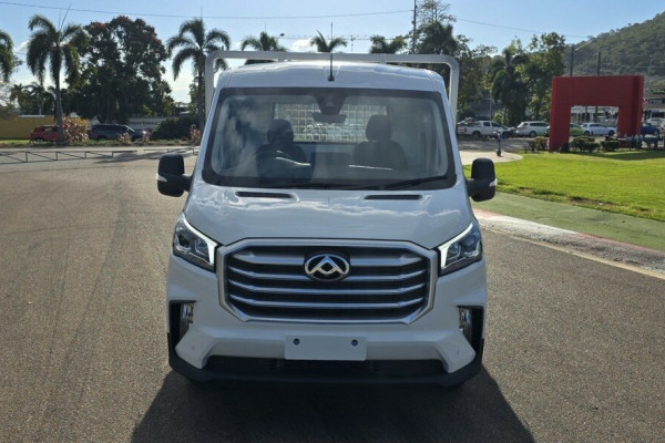 2023 LDV Deliver 9 Truck Image 5