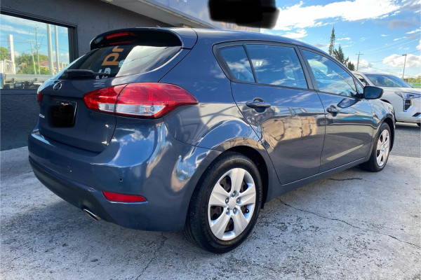 2015 Kia Cerato YD S Premium Hatch Image 5