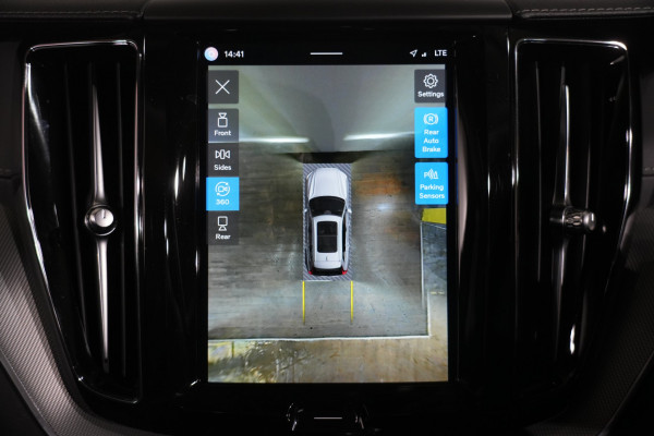 2023 Volvo XC60 UZ Ultimate B6 Dark SUV image 22