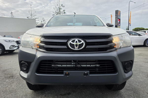 2018 Toyota HiLux GUN125R WorkMate Cab Chassis Image 4