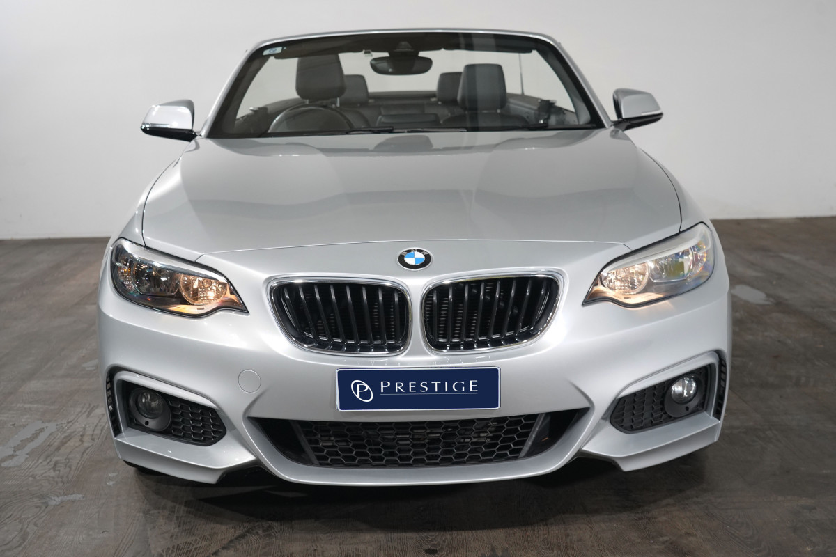 2016 BMW 2 20i M Sport Convertible Image 3