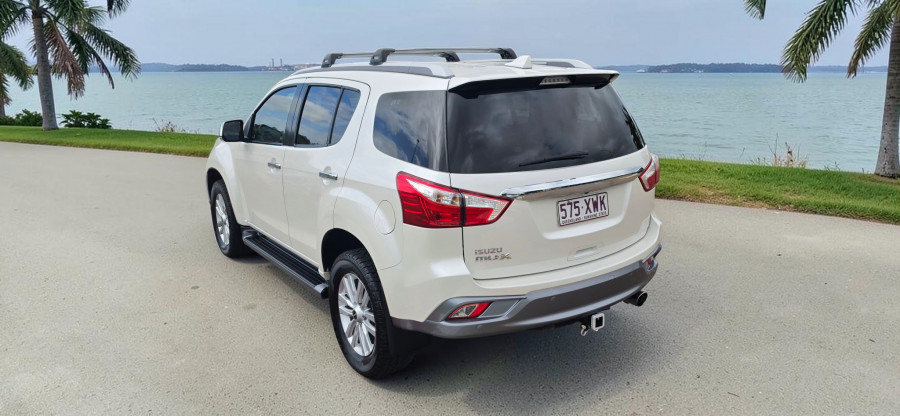 2018 Isuzu MU-X LS-T SUV Image 5