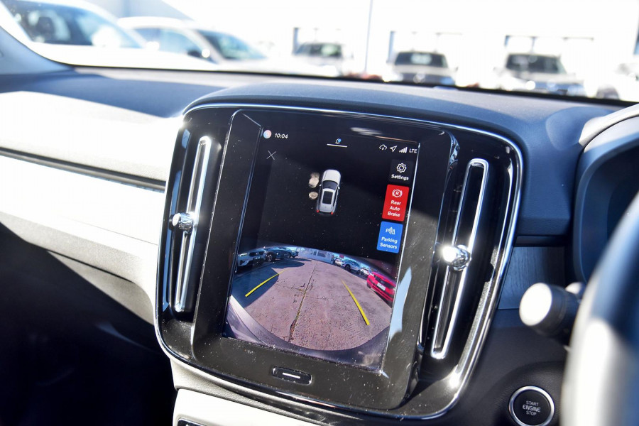 2025 MY26 Volvo XC40 XZ Plus B4 SUV Image 19
