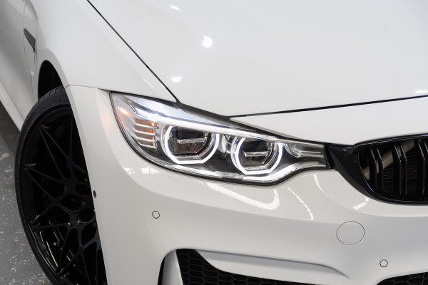 2016 BMW M4 Coupe Image 2