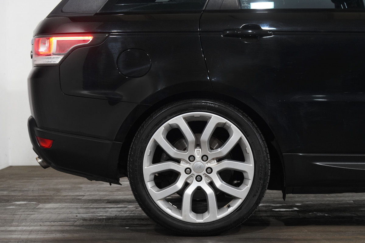 2016 Land Rover Range Rover Sport Sdv8 Hse Dynamic SUV Image 6