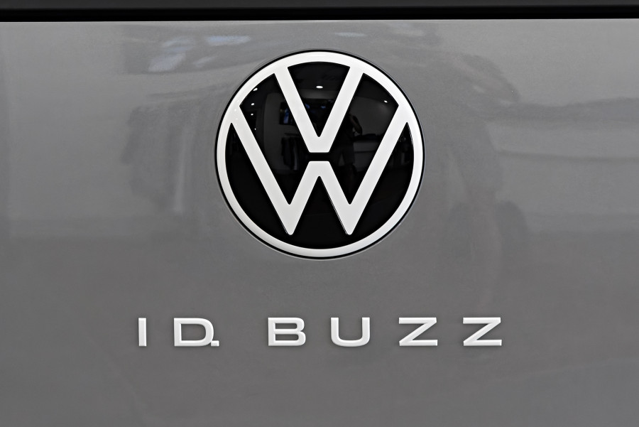 2024 MY25 Volkswagen ID. Buzz Cargo EBN BEV550 Van Image 18