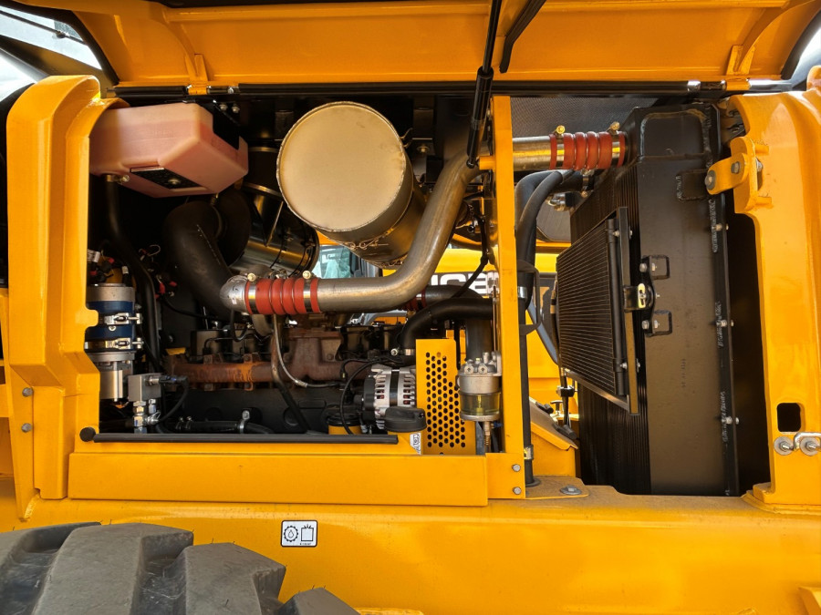 2025 JCB WHEELED LOADER Wheel Loader Image 9