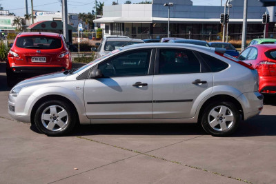 2007 Ford Focus LT LX Hatchback Image 3