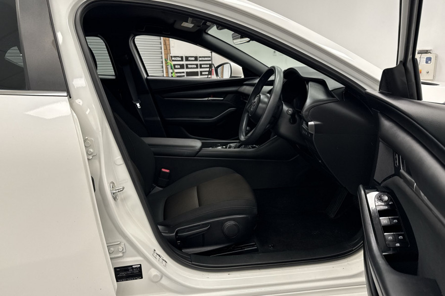 2019 Mazda 3 BP Series G20 Pure Hatch Image 20
