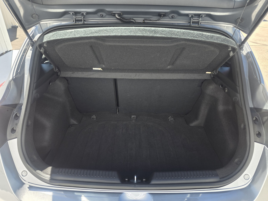 2015 MY16 Hyundai i30 GD3 Series II Active Hatch Image 12