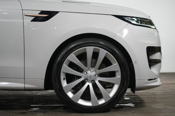 2023 Land Rover Range Rover Sport L461 D300 Dynamic SE SUV image 5