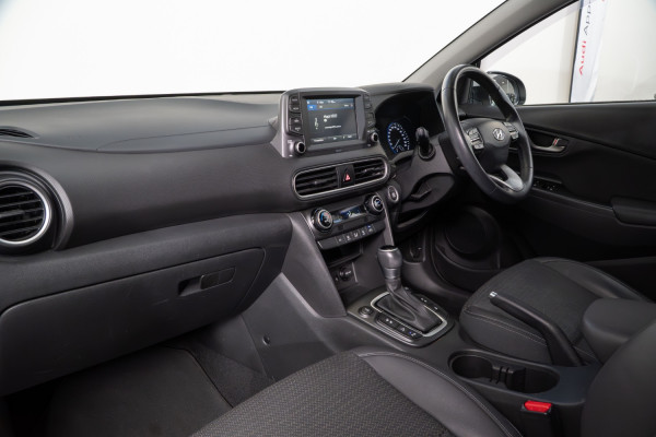 2018 MY19 Hyundai KONA OS.2 Highlander SUV image 8