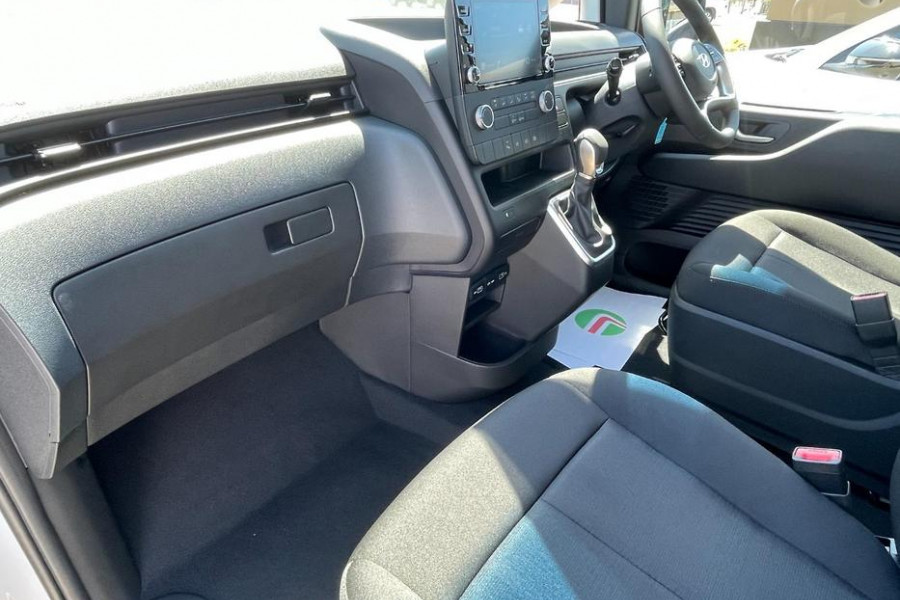2025 Hyundai Staria US4.V3 Hatch Image 9
