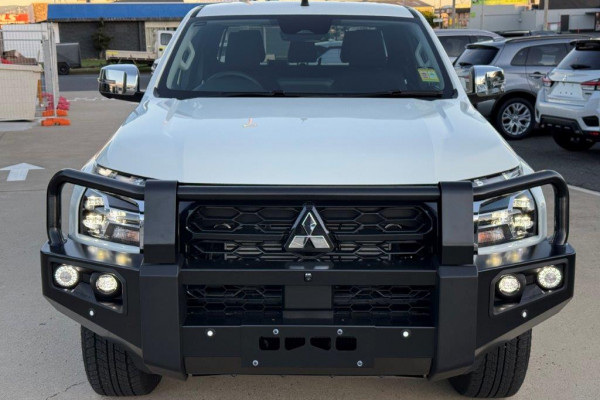 2024 Mitsubishi Triton MV GLS Ute Image 9