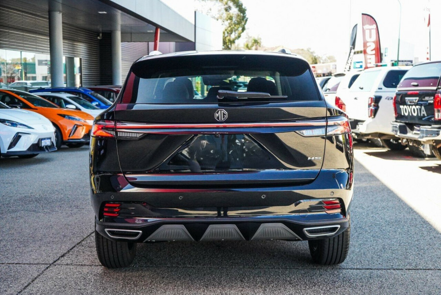 2025 MG HS AS33 Essence SUV Image 15