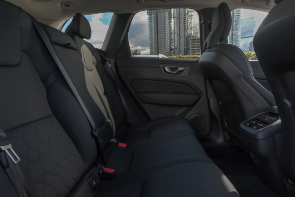 2026 Volvo XC60 UZ Plus B5 Bright SUV Image 9