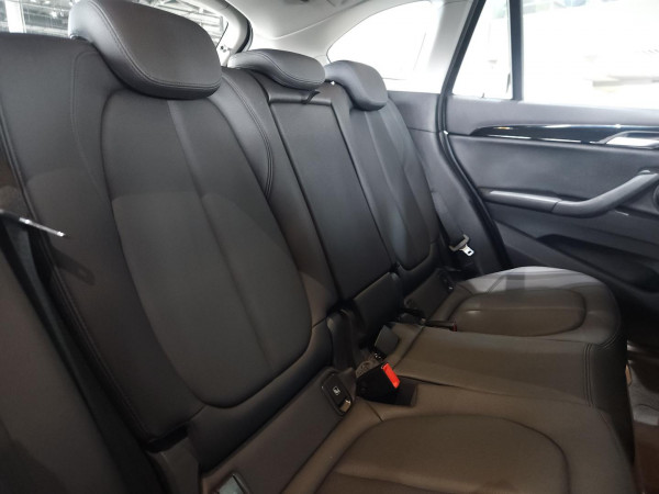 2018 BMW X1 F48 sDrive20i SUV image 14
