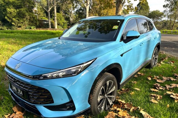 2025 MG HS MGNHS1.5DCTESSE25 Essence SUV