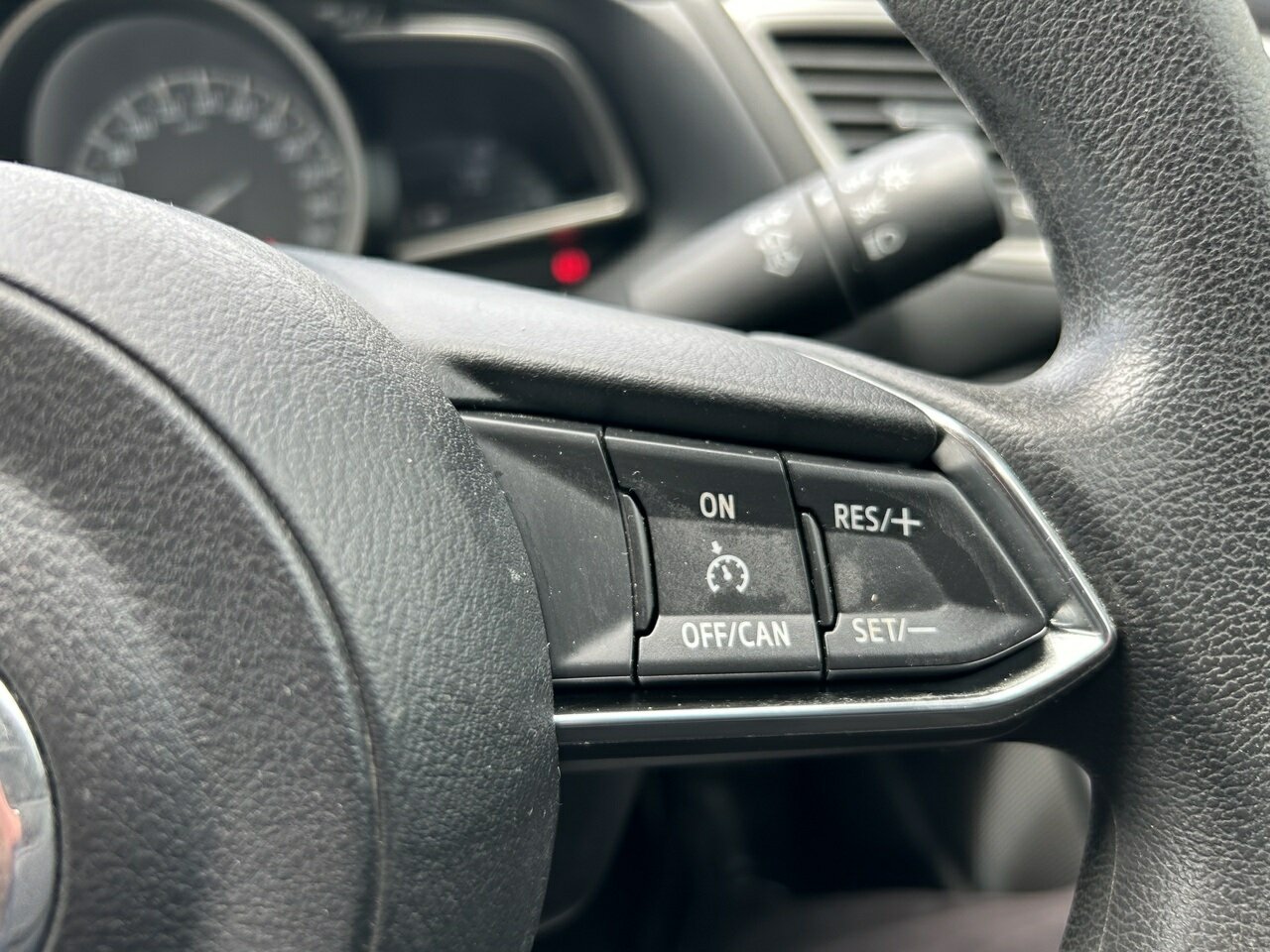 2018 Mazda 3 BN5476 Neo SKYACTIV-MT Sport Hatch Image 21