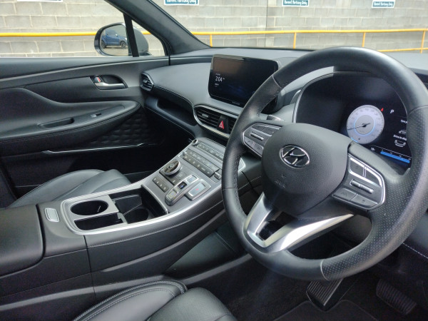 2023 Hyundai Santa Fe TM.V4 Highlander SUV image 18