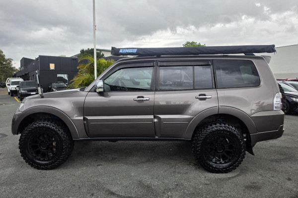 2015 MY16 Mitsubishi Pajero NX GLS SUV Image 10
