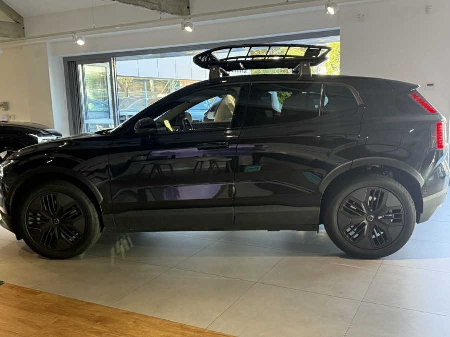 2026 Volvo EX30 Cross Country  Ultra Twin Motor Performance SUV Image 8