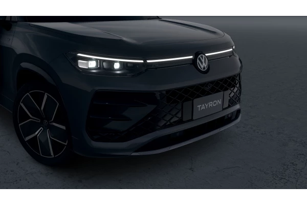 2026 Volkswagen Tayron R4 200TSI eHybrid R-Line SUV Image 4