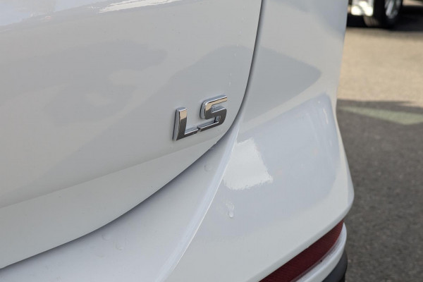 2018 Holden Equinox EQ LS SUV Image 25