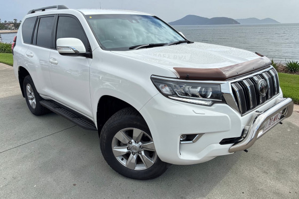 2018 Toyota LandCruiser Prado GDJ150R GXL SUV Image 1
