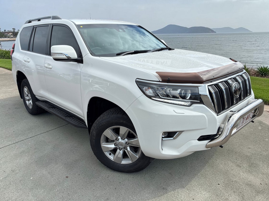 2018 Toyota LandCruiser Prado GDJ150R GXL SUV Image 1