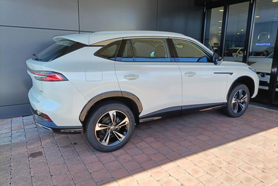 2024 MY24.5 MG HS AS33 Vibe SUV Image 8