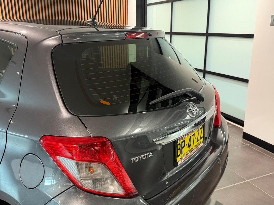 2011 Toyota Yaris NCP130R YR Hatch Image 7