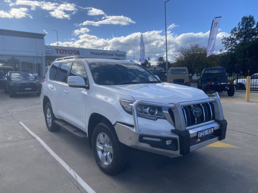 2018 Toyota LandCruiser Prado GDJ150R GXL SUV Image 1
