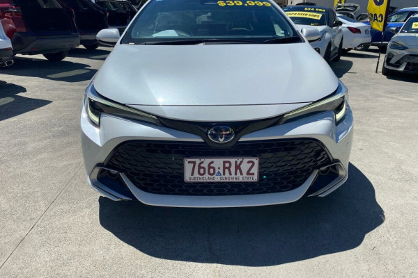 2023 Toyota Corolla ZWE219R  ZR Hybrid Hatch Image 5