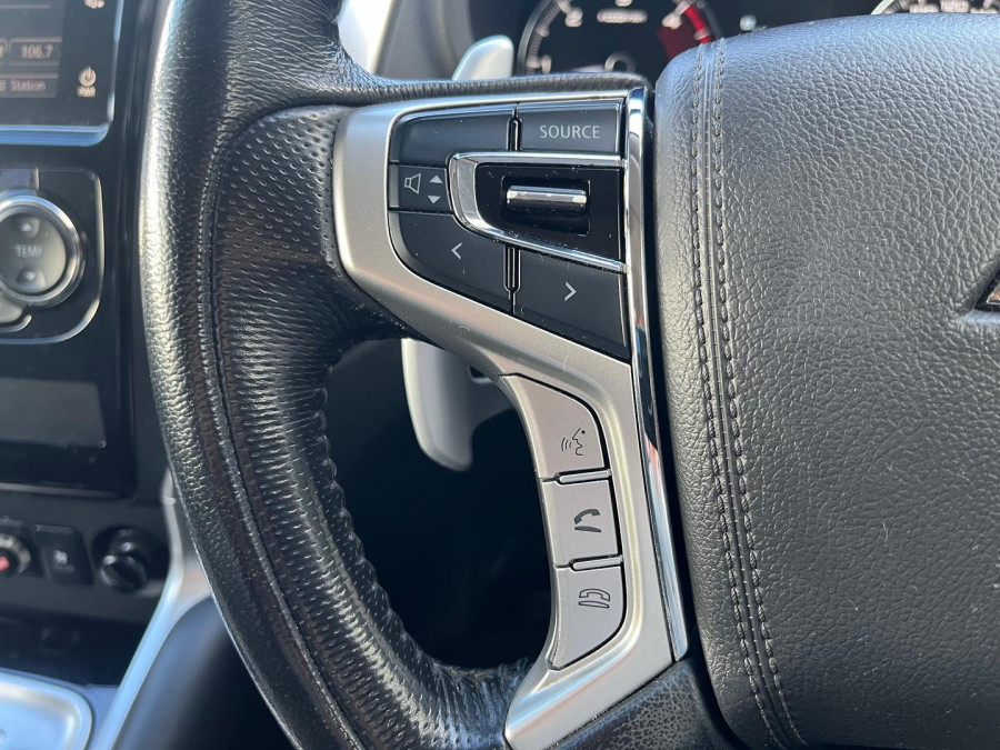 2019 Mitsubishi Pajero Sport QE GLS SUV Image 19
