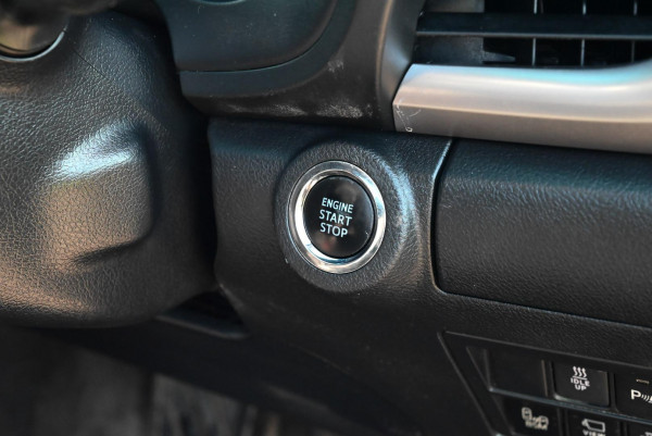 2022 Toyota HiLux GUN126R SR5 Ute image 14