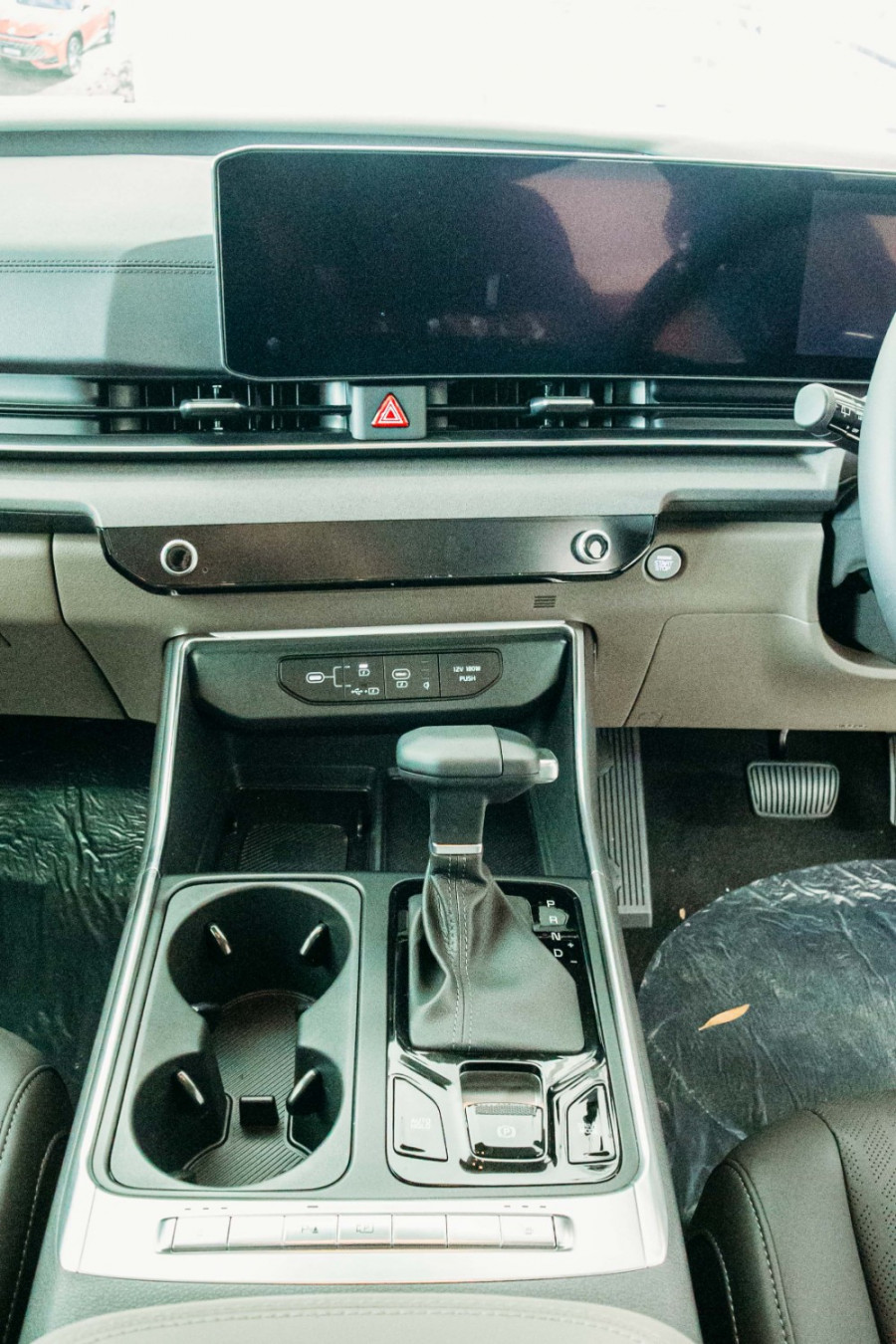 2025 MY26 Kia Carnival KA4 PE Sport+ People Mover Image 17